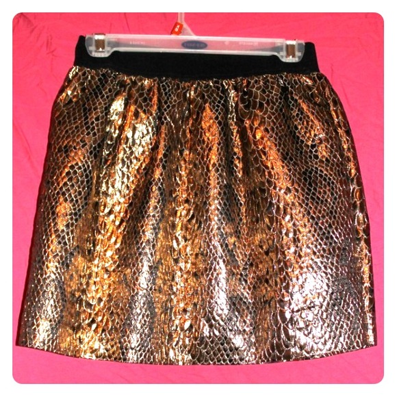 Victoria's Secret skirt 'Body by Victoria'