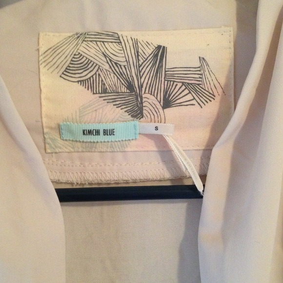 🚫SOLD🚫Urban Outfitter's Cream Cardigan - Picture 3 of 4