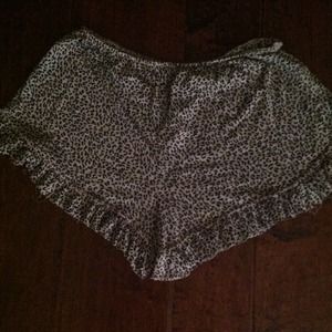 Brandy melville vodi shorts