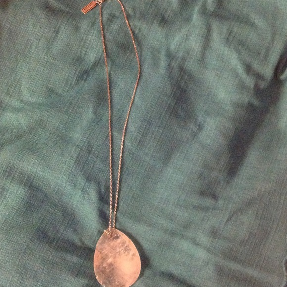 Bundle @Boston340 Kendra Scott Necklace and pumps