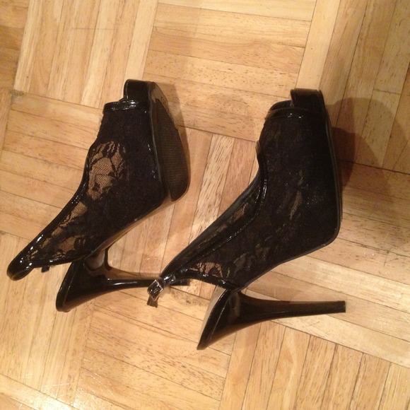 Sold - Picture 2 of 3