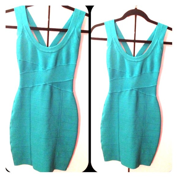 MARCIANO Bodycon dress👗