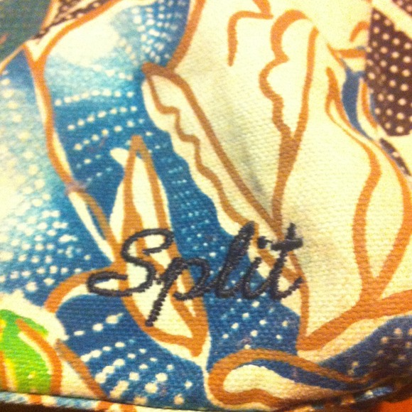 Split handbag - Picture 3 of 3