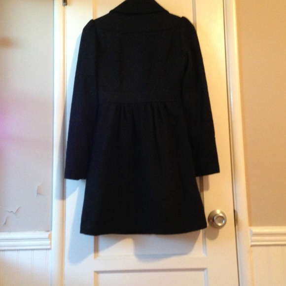 🚫SOLD🚫Peter Pan Collared Black Coat - Picture 2 of 4