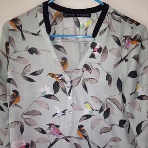 🎉 HOST PICK 🎉 Zara mint blouse with bird print