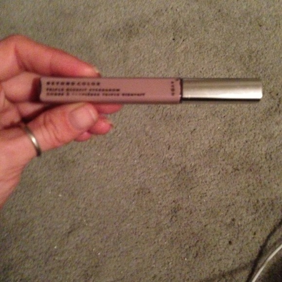 Beyond color triple benefit eyeshadow