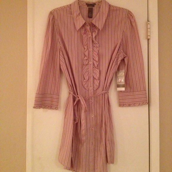 Closet clear out sale 🌟 Hillard & Hanson Blouse