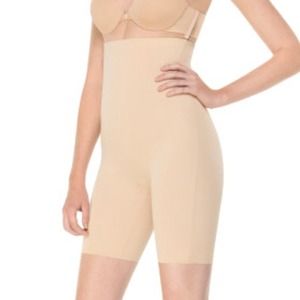 SPANX shape wear shorts 3x (24/26)