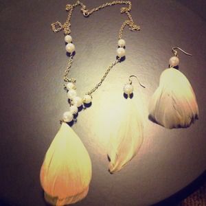 Necklace & Earrings 💞