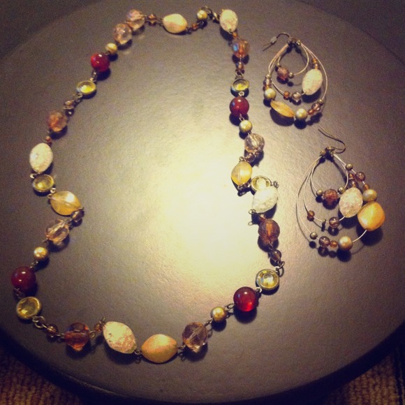 Necklace & Earrings