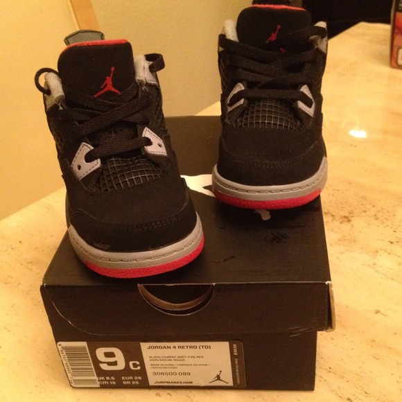 Toddler Retro sz(9) Jordan #4 (((SOLD))) in Bundle