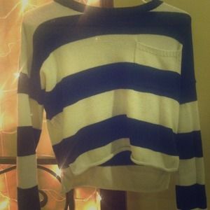 White and Navy knitted sweater. Worn twice,