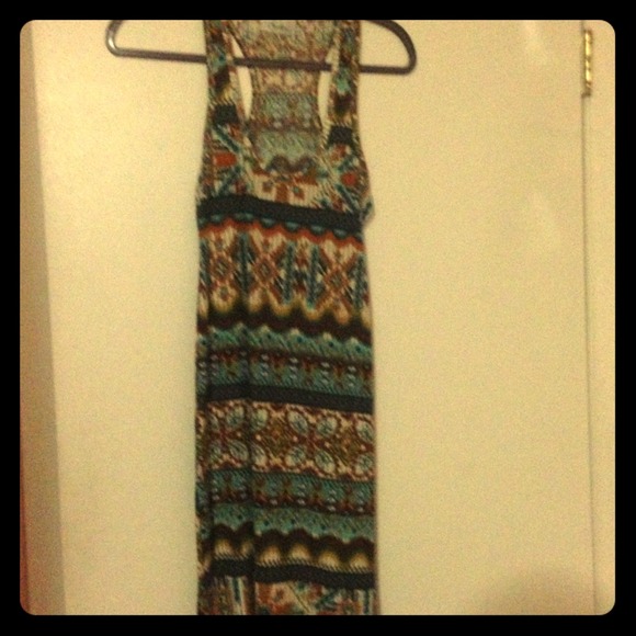 Dresses & Skirts - Printed maxi dress
