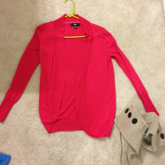 TRADED Mossimo (Target) Fuscia Pink Cardigan.