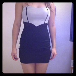 Strapless dress with see thru sides