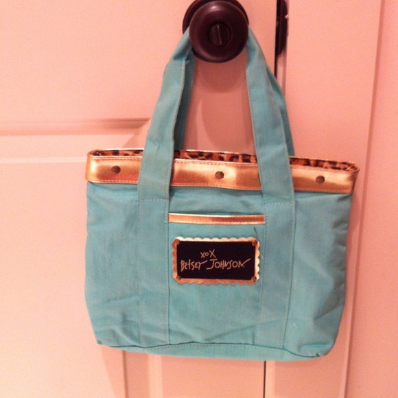 Betsey Johnson Handbags - ❤SOLD❤️ in bundle for @orzelent Betsy Johnson Tote