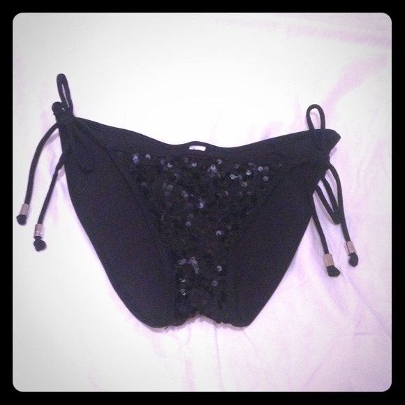 VS Pink black sequin scrunch bottom! So cute!
