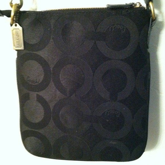 TRADED NOT AVAILABLE. Black Coach Shoulder Purse. - Picture 3 of 4