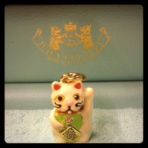 Juicy Couture Lucky Cat Charm and Radio Bundle