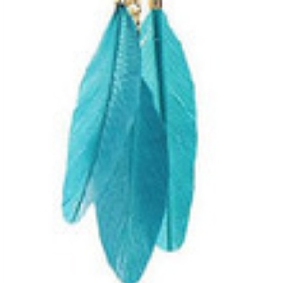 🔴Sold🔴Betsey Johnson Birdie & Earrings - Picture 3 of 3