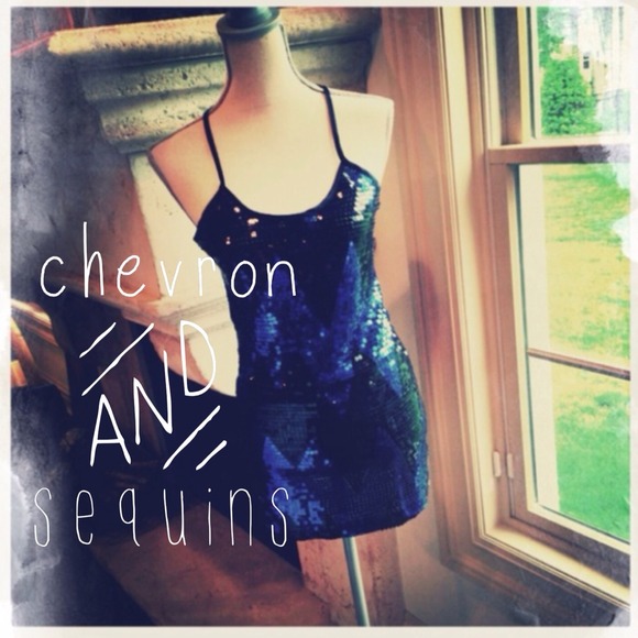 F21 Chevron Sequin Racerback Tank/Dress - Picture 1 of 4