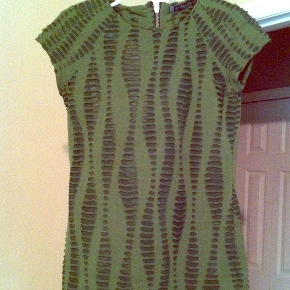 SOLD** Amazing green top