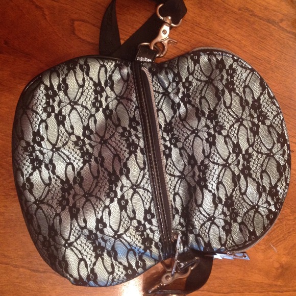SOLD Betseyville Betsey Johnson lace purse small - Picture 3 of 4