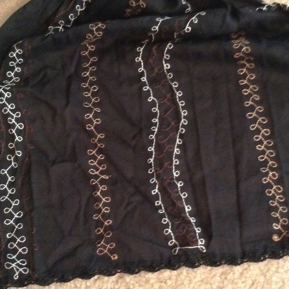 Scarf - Picture 2 of 2