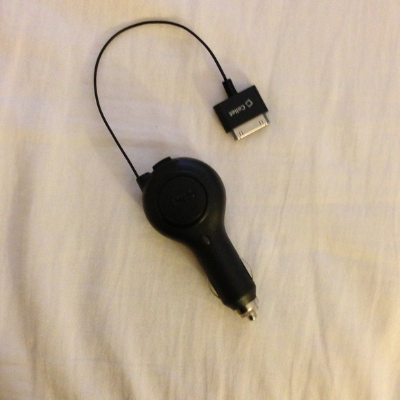 TRADED -- iPhone 4S car charger