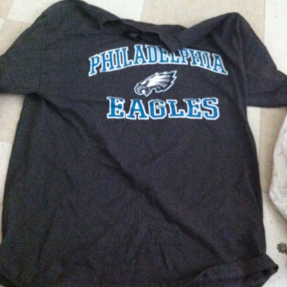 Philadelphia Eagles Tee!!