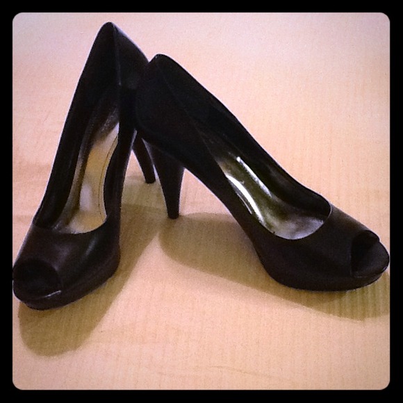 Style&co. Celine Peep Toe Pumps