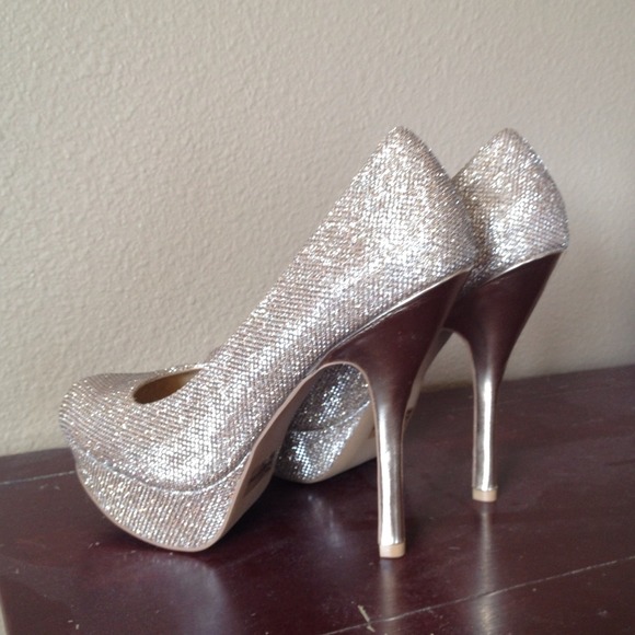 Qupid Heels Champagne Glitter - Picture 2 of 4