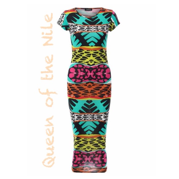 ✨SOLD✨ "Bold Boho" Midi Dress - 12/14