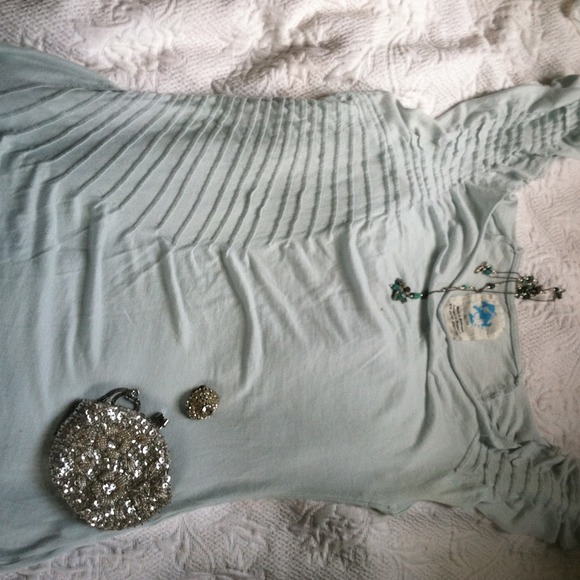 Bundledז₪•••••••€Anthropologie top