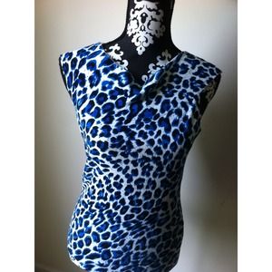 Blue Cheetah Print short sleeved shirt large