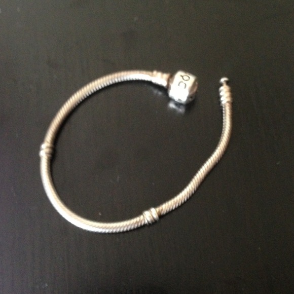 Pandora bracelet with I love you charm