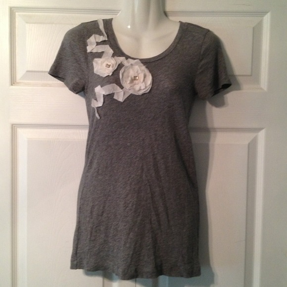 ❌SOLD on eBay❌ J. Crew XS Top Gray Shirt