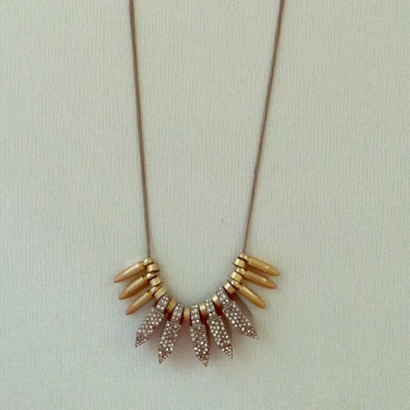 Madewell arrowhead necklace - reserved for @lmun