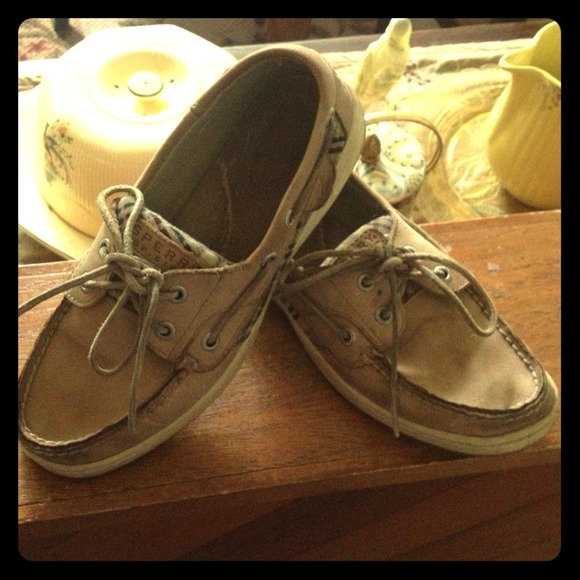 **AUTHENTIC** Sperry Top-Sider Size 7 Shoes