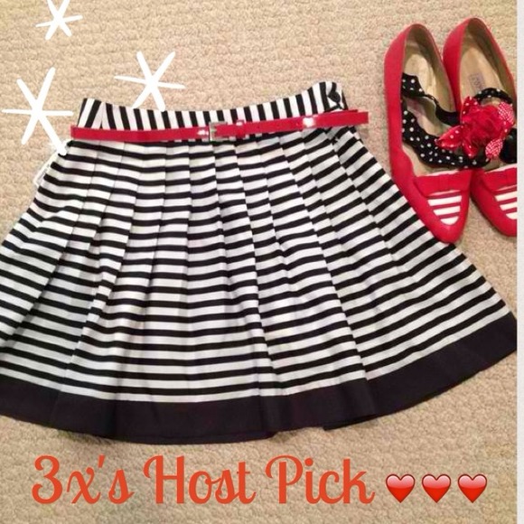 Forever 21 Dresses & Skirts - 🎉Host Pick🎉3x's🎉🎉🎉 BNWT Striped Skirt blk&wht