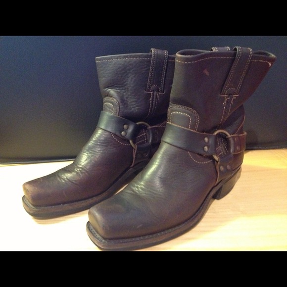 Size 9 authentic Frye harness boots! SOLD