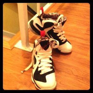 Nike Lebron James Sneakers