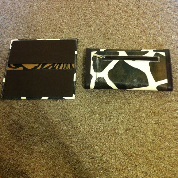 Wallet - Picture 3 of 3