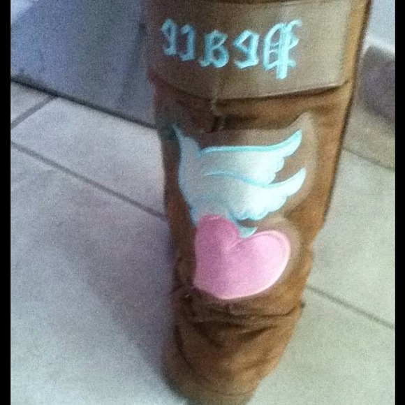 "💋. SOLD - Picture 2 of 4