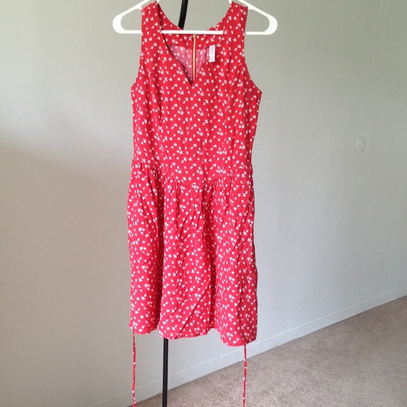 Cute red dress/Tunic.