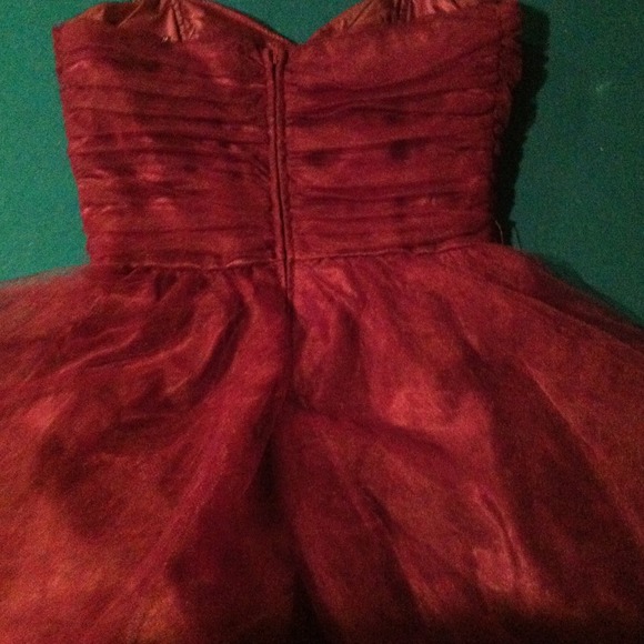 Dress - Picture 2 of 2