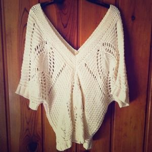 Cream  short sleeve & brown sweater bundle