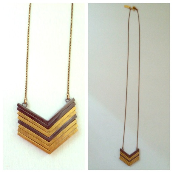 Madewell arrowstack necklace - vintage gold
