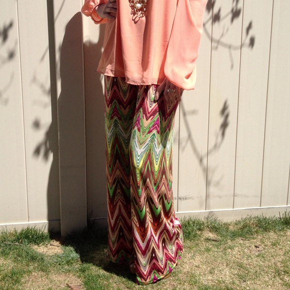 Multi color zig zag palazzo pants