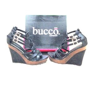 Bucco capensis wedge sandals! Sexy and stylish!